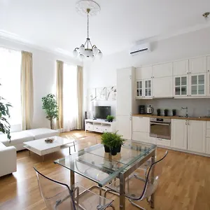 Premium By Hi5 - B25 Apartament