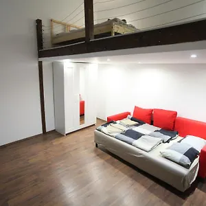Apartment Bpr Whistle Arts Industrial, Budapest